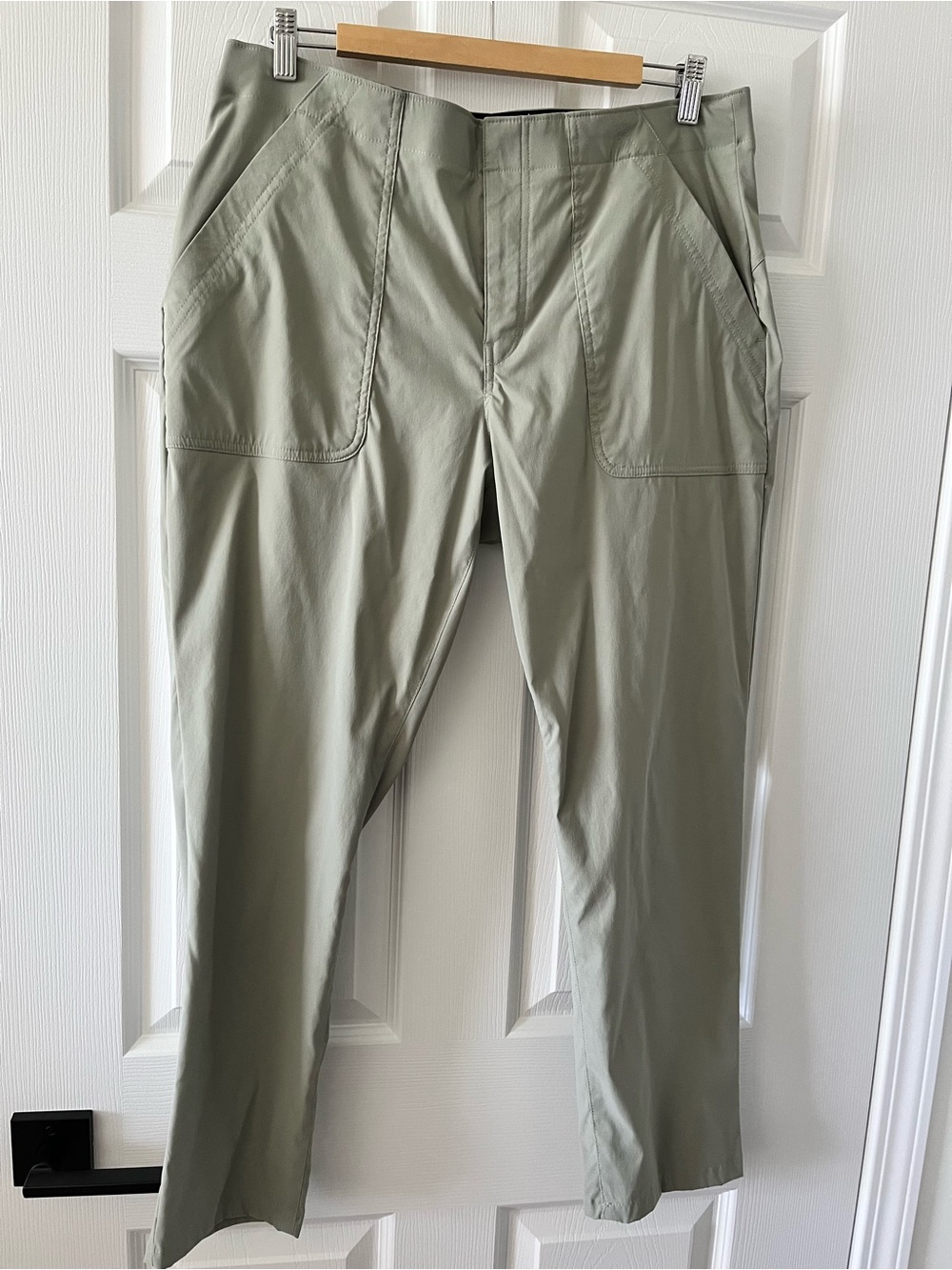 Eddie Bauer capris
